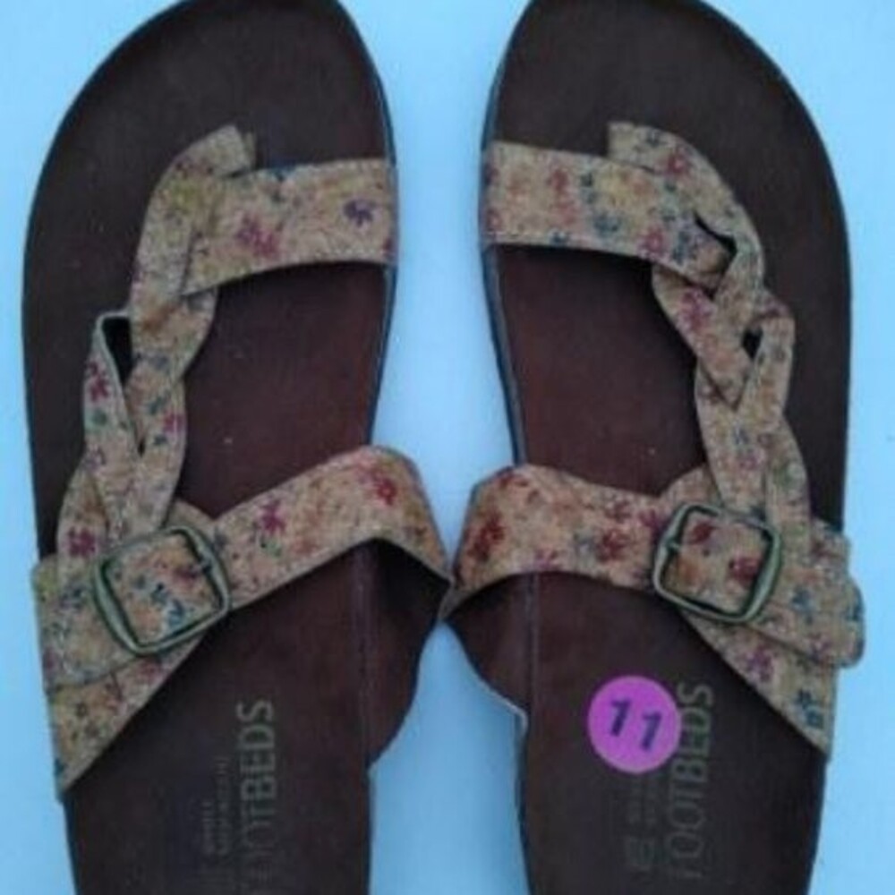 White Mountain Women's Carly Floral Footbeds Sandals Sz 11